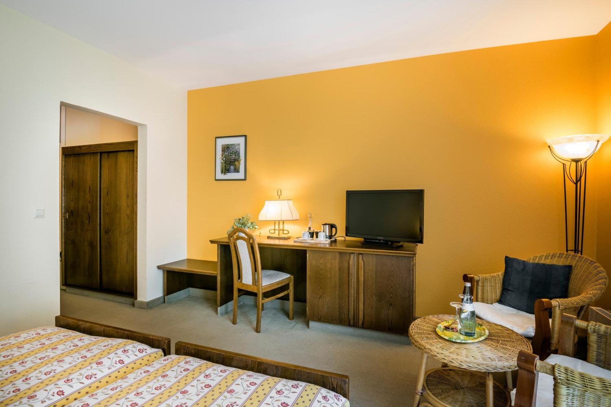 Hotel Restaurant Le Cigalon Waldbillig Extérieur photo