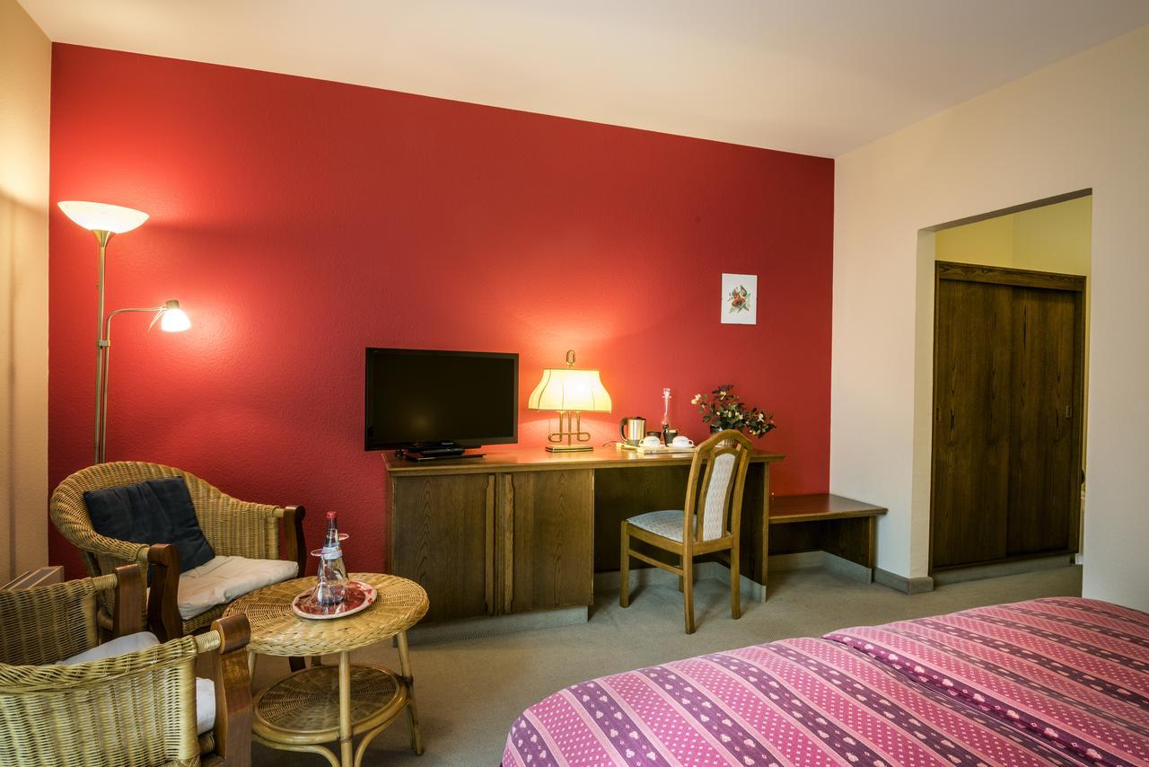Hotel Restaurant Le Cigalon Waldbillig Extérieur photo